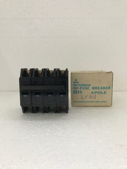 Interruttore Magnetotermice 4 Poli (3P+N) 10A BH MITSUBISHI Type: BH - Tensione Nominale: 240/415 V - Frequenza 50/60Hz - Corrente Nominale: 10A - Capacità di Interruzione: 6kA a 240V 3kA a 240/415V - IEC 157-1 