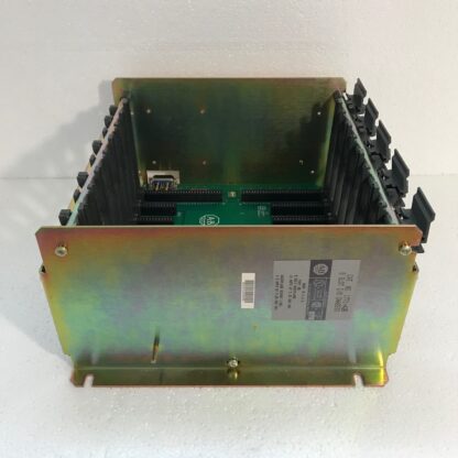 Chassis 8 Slot I/O 1771-A2B ALLEN BRADLEY Modello: 1771-A2B -  Tensione: 5 Vdc - Corrente Max : 16 A a 5,25 Vdc