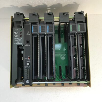 PLC 1771 ALLEN BRADLEY Inclusi nel PLC : N1 Power Supply Module 1771-P4S 120 AC Allen Bradley - N1 Remote I/O Adapter Module 1771-ASB Series B Allen Bradley - N2 High True Output Module 10-30 Vdc 1771-OBN Allen Bradley - N3 High True Input Module 10-30 Vdc 1771-IBN Allen Bradley - N1 Chassis 8 Slot I/O 1771-A2B Allen Bradley